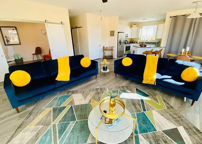 Modern 3 Bedroom Cottonwood