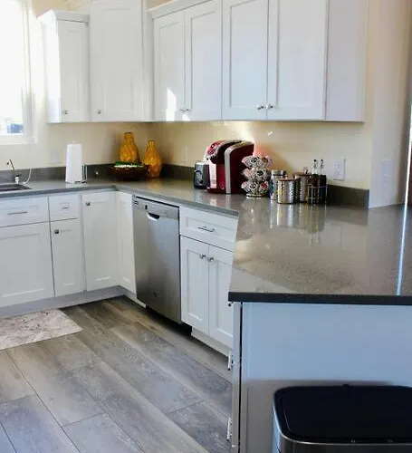 Modern 3 Bedroom Holiday home Cottonwood