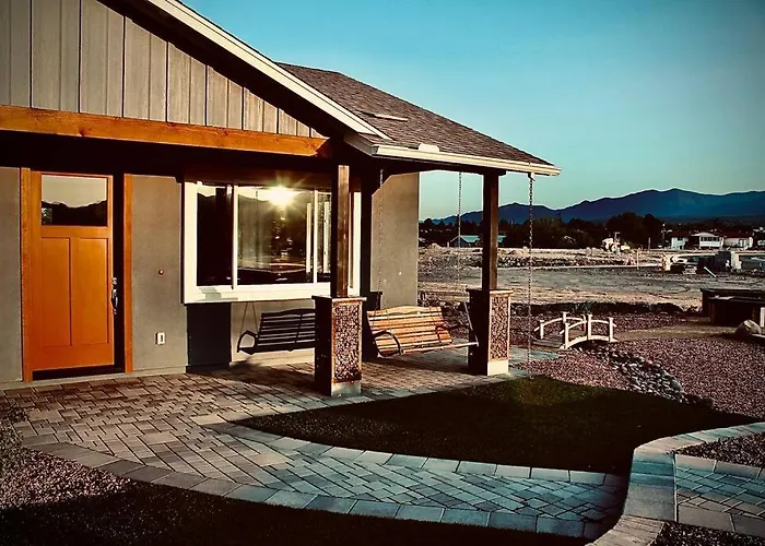 Holiday home Modern 3 Bedroom *