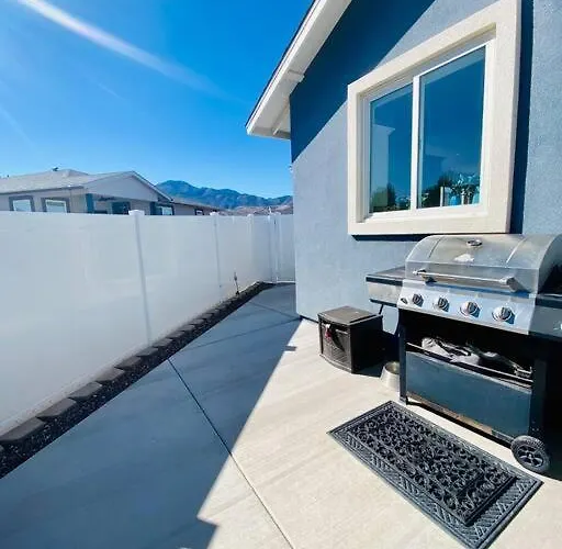 Modern 3 Bedroom Holiday home *