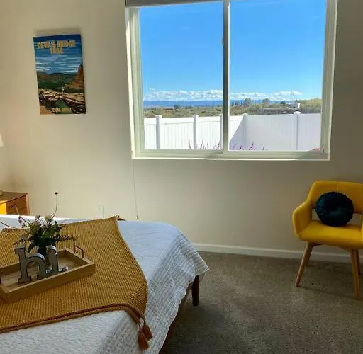 Modern 3 Bedroom Holiday home Cottonwood