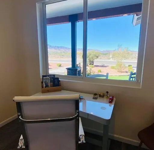 Holiday home Modern 3 Bedroom *